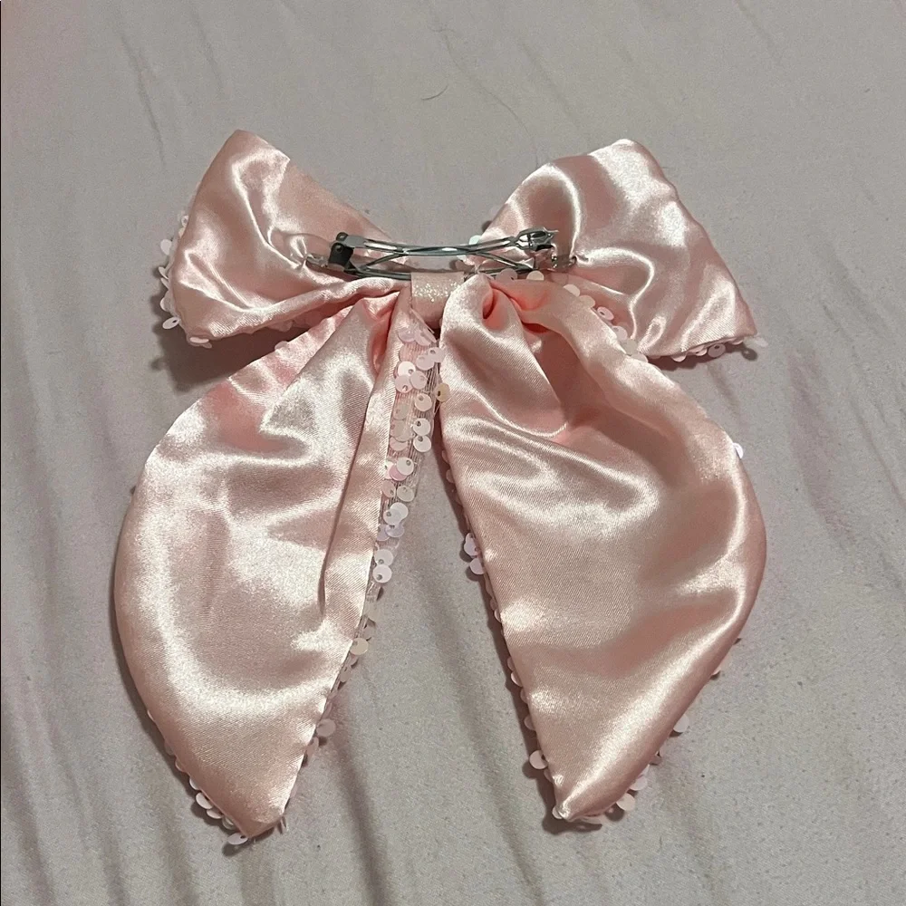 Claire's Glittering Pink Sequin Hair Bow
